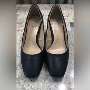 Naturalizer Black Leather Square Toe Heels
